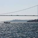 Fra Ankara reiste Kongeparet til Istanbul. Etter ankomsten fikk muligheten til en båttur på Bosporosstredet (Foto: Leo)